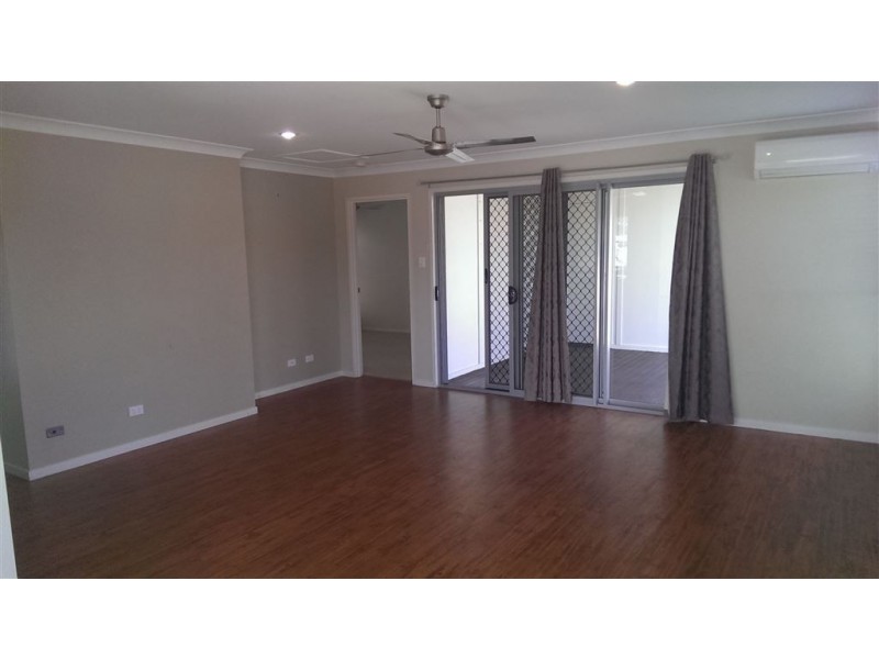 17 Jasper Way, Springfield Lakes QLD 4300