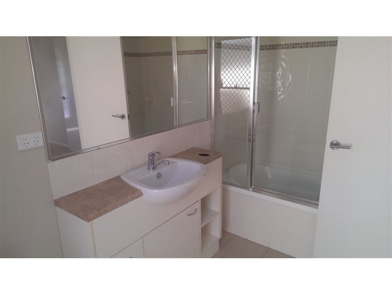 17 Jasper Way, Springfield Lakes QLD 4300