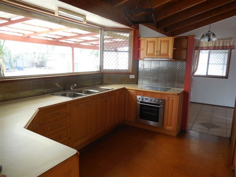 6 Karen Street, Camira QLD 4300