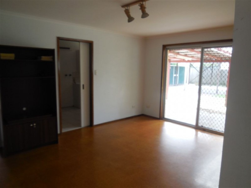 6 Karen Street, Camira QLD 4300