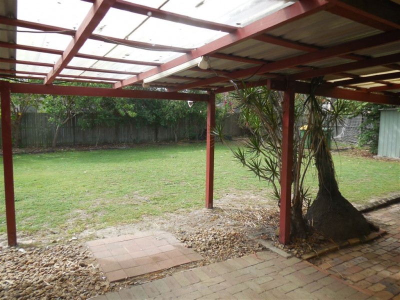 6 Karen Street, Camira QLD 4300