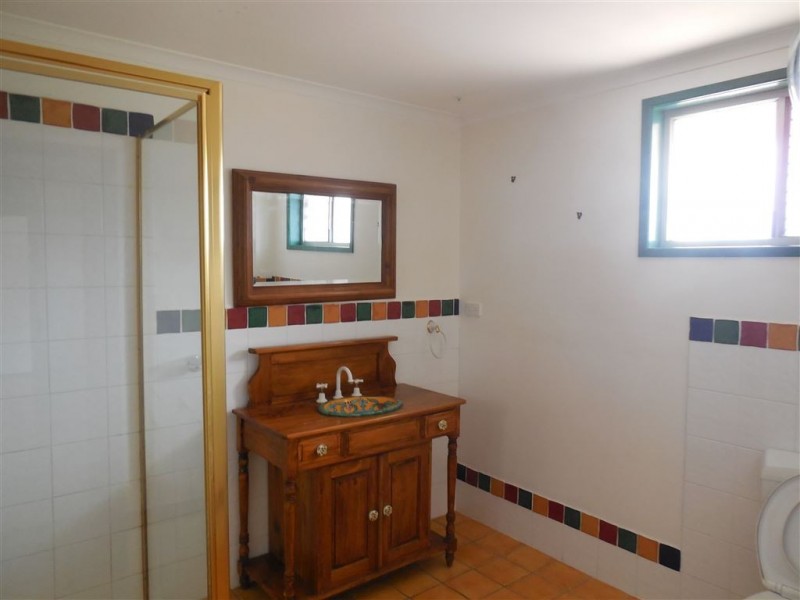 6 Karen Street, Camira QLD 4300