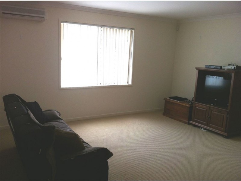 19 Chance Court, Springfield Lakes QLD 4300
