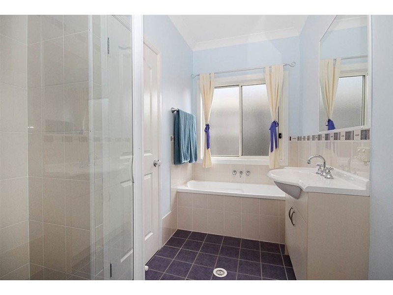 3 Moonbeam Street, Springfield Lakes QLD 4300