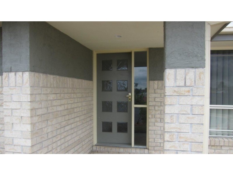 16 Connolly Ct, Collingwood Park QLD 4301