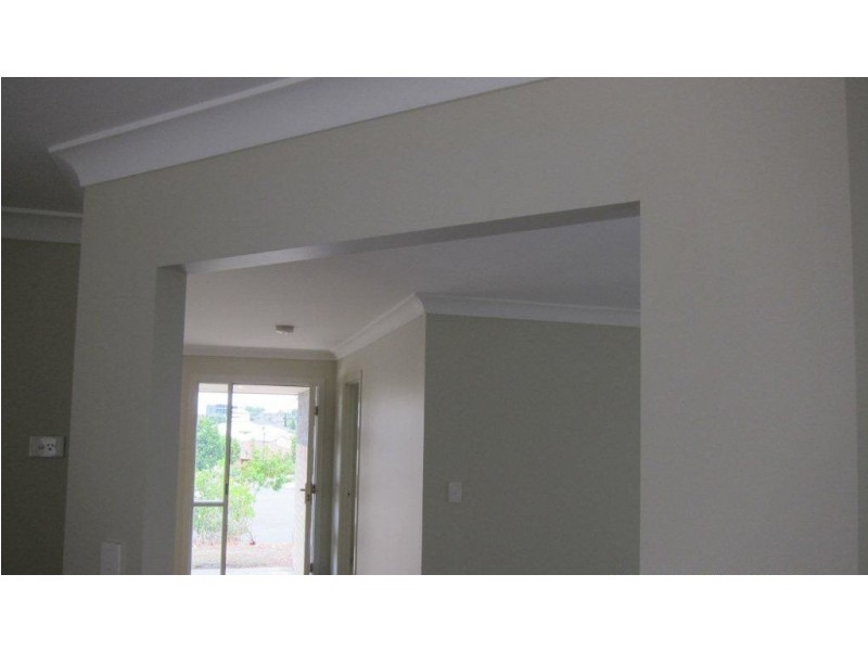 16 Connolly Ct, Collingwood Park QLD 4301