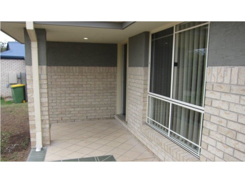 16 Connolly Ct, Collingwood Park QLD 4301