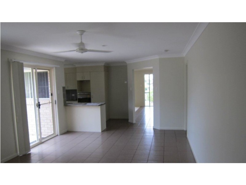 16 Connolly Ct, Collingwood Park QLD 4301