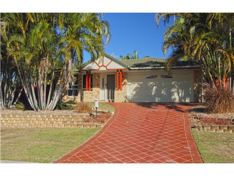 2 Crestwood Drive, Camira QLD 4300