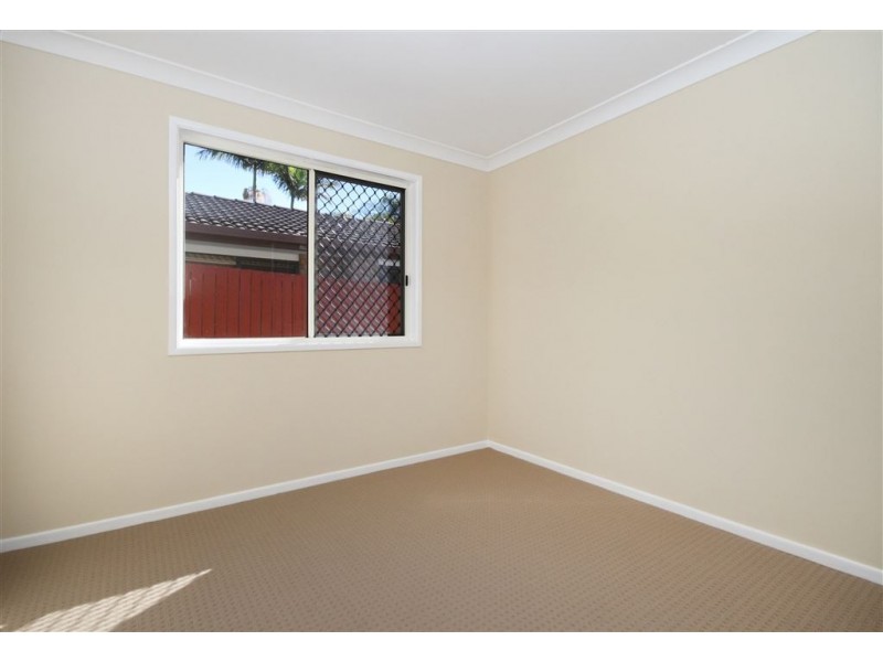 2 Crestwood Drive, Camira QLD 4300