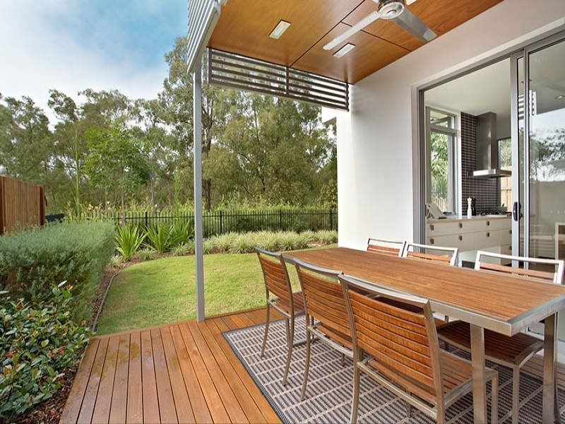 9 Spyglass Lane, Brookwater QLD 4300