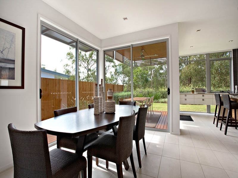 9 Spyglass Lane, Brookwater QLD 4300