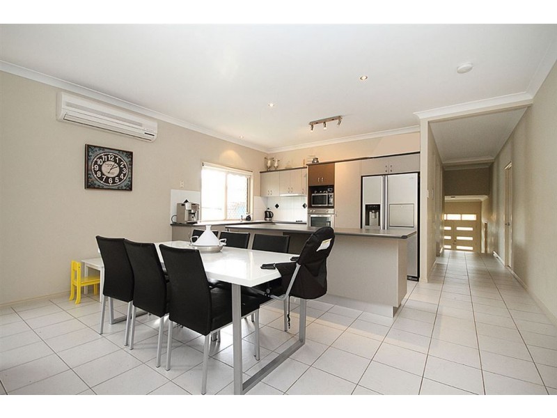 19 Inlet Lane, Springfield Lakes QLD 4300