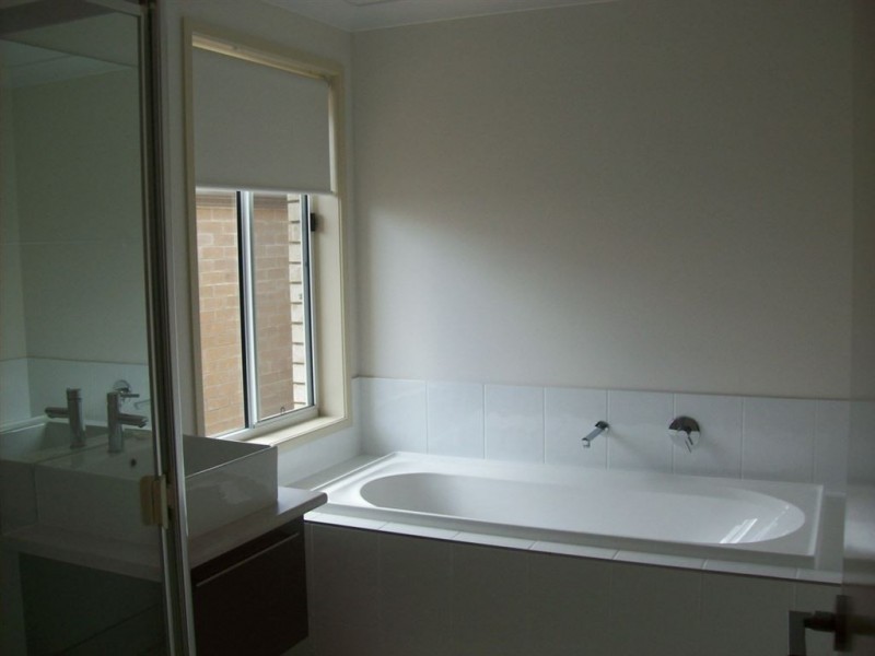 Augustine Heights QLD 4300