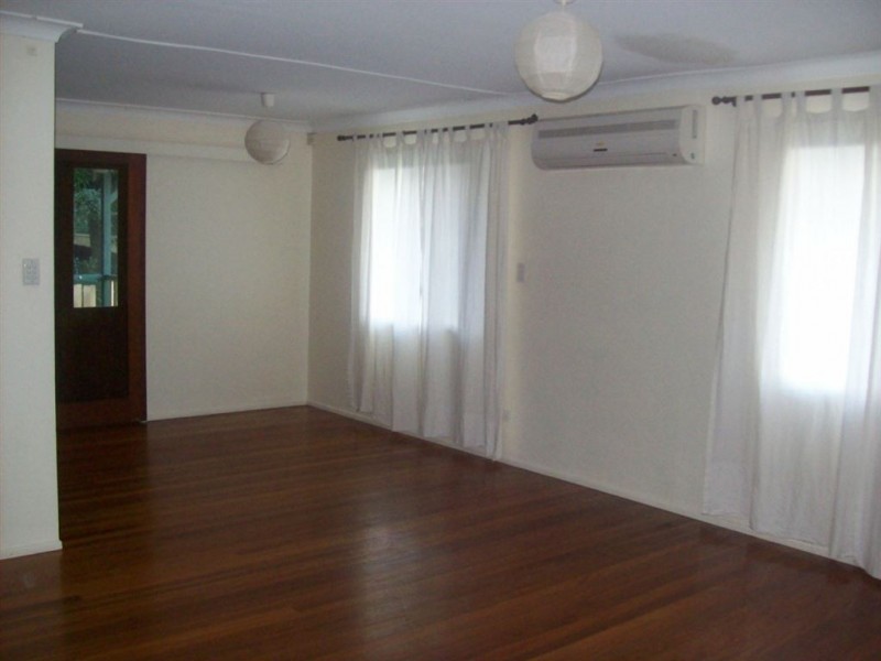 Camira QLD 4300