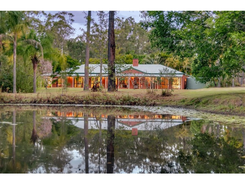 39 Daniel Ct, Greenbank QLD 4124