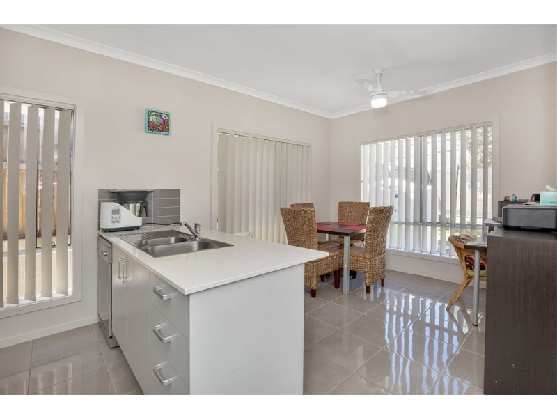 36 Arnaldo Avenue, Augustine Heights QLD 4300