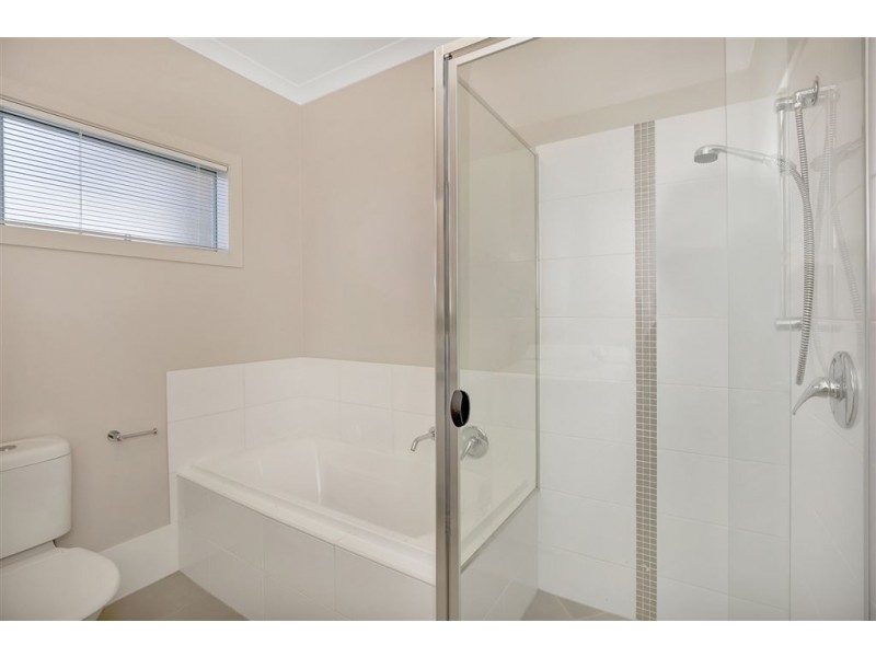36 Arnaldo Avenue, Augustine Heights QLD 4300