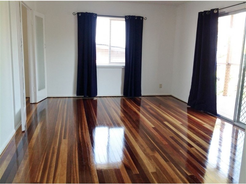 16 Butler Street, Raceview QLD 4305