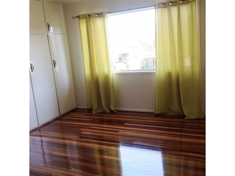 16 Butler Street, Raceview QLD 4305