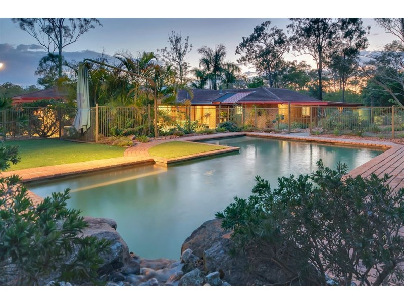 140 Hobury Rd, Greenbank QLD 4124