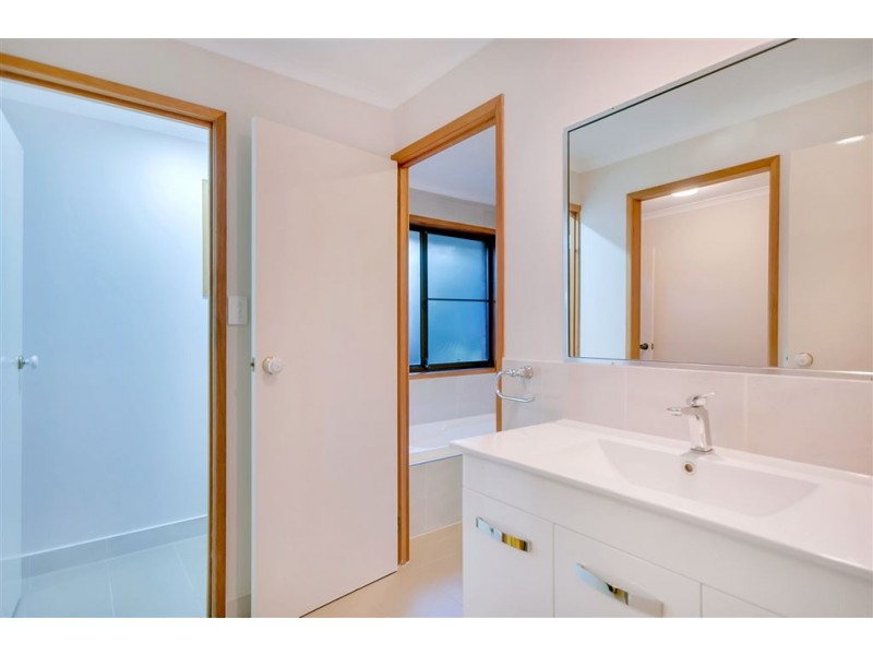 140 Hobury Rd, Greenbank QLD 4124