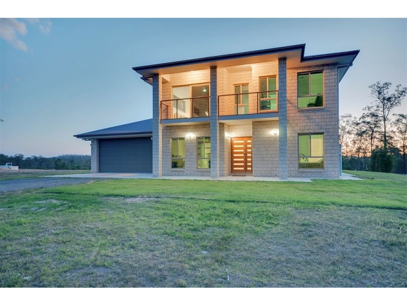 14 Broad Axe Cr, New Beith QLD 4124