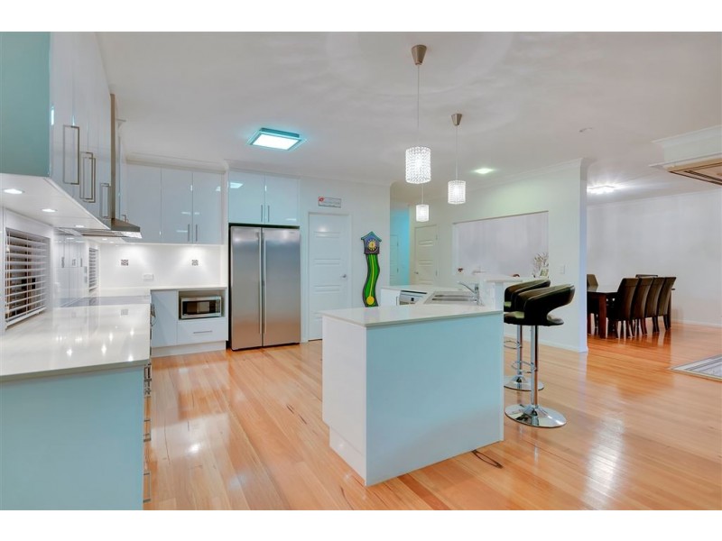 14 Broad Axe Cr, New Beith QLD 4124