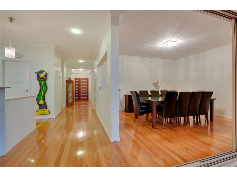 14 Broad Axe Cr, New Beith QLD 4124