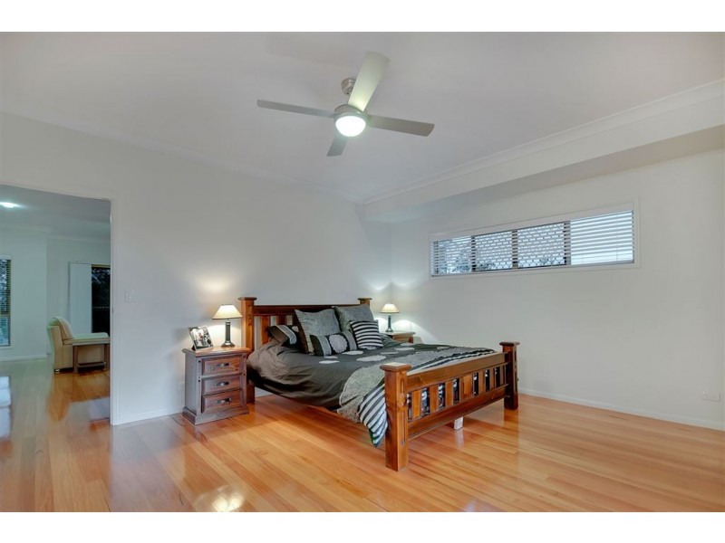 14 Broad Axe Cr, New Beith QLD 4124