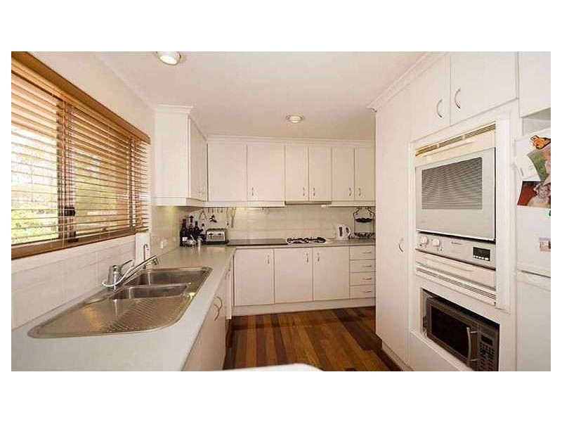 310 Old Logan Road, Camira QLD 4300