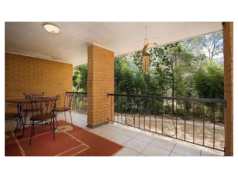 310 Old Logan Road, Camira QLD 4300