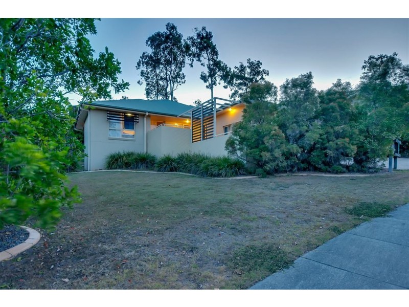 6 Seanna Place, Brookwater QLD 4300