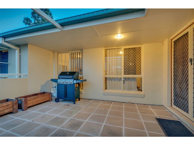 6 Seanna Place, Brookwater QLD 4300