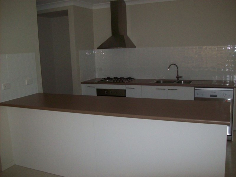 59 Valentine Cct, Augustine Heights QLD 4300