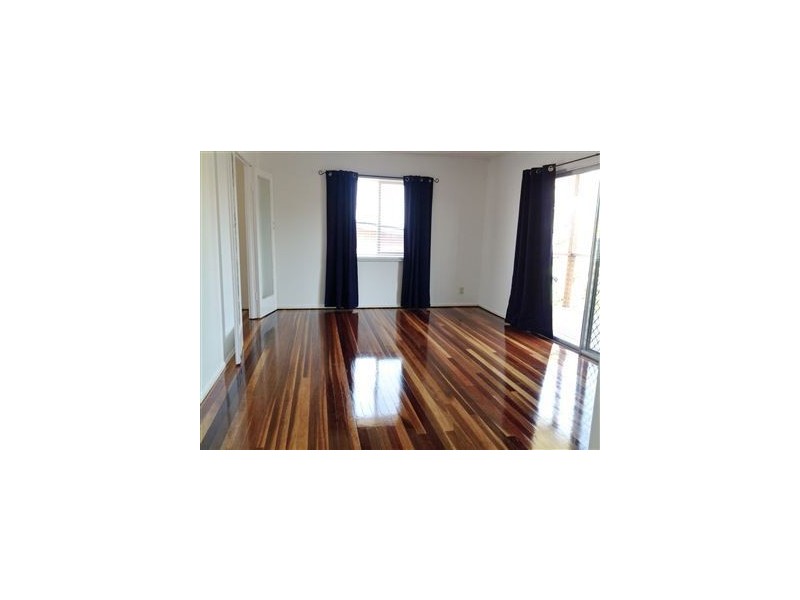 16 Butler Street, Raceview QLD 4305