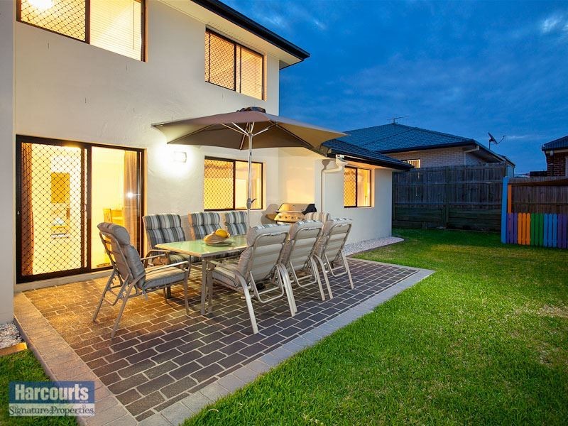 52 Lloyd Bird Crescent, Springfield Lakes QLD 4300