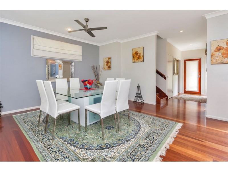 8/99 Brookwater Drive, Brookwater QLD 4300