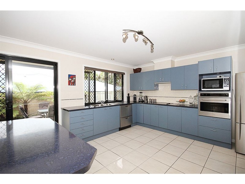 3 Samford Place, Forest Lake QLD 4078