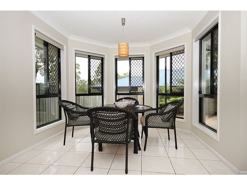 3 Samford Place, Forest Lake QLD 4078