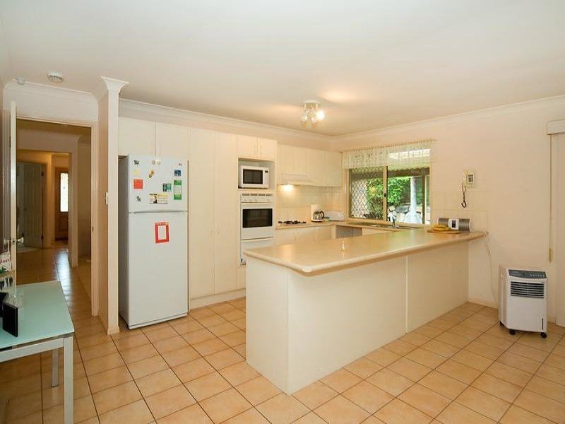 54 Ravenswood Lane, Springfield QLD 4300
