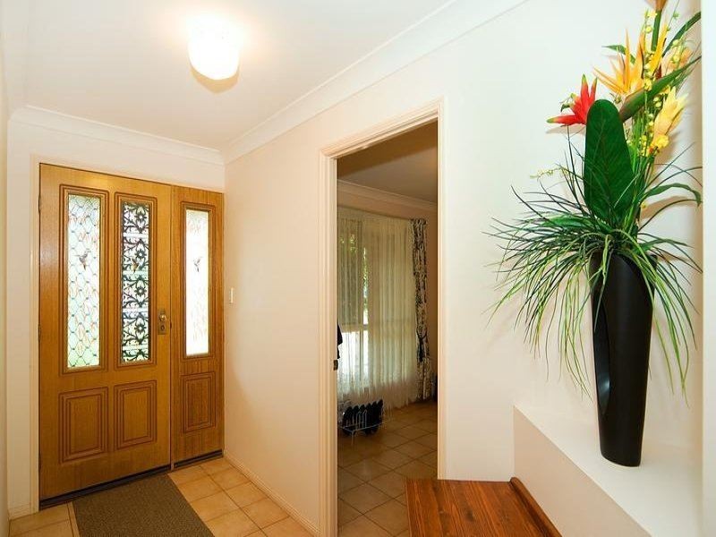 54 Ravenswood Lane, Springfield QLD 4300