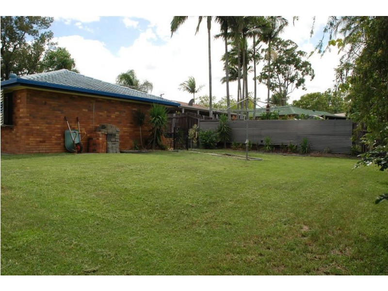 32 Bluegum Drive, Camira QLD 4300