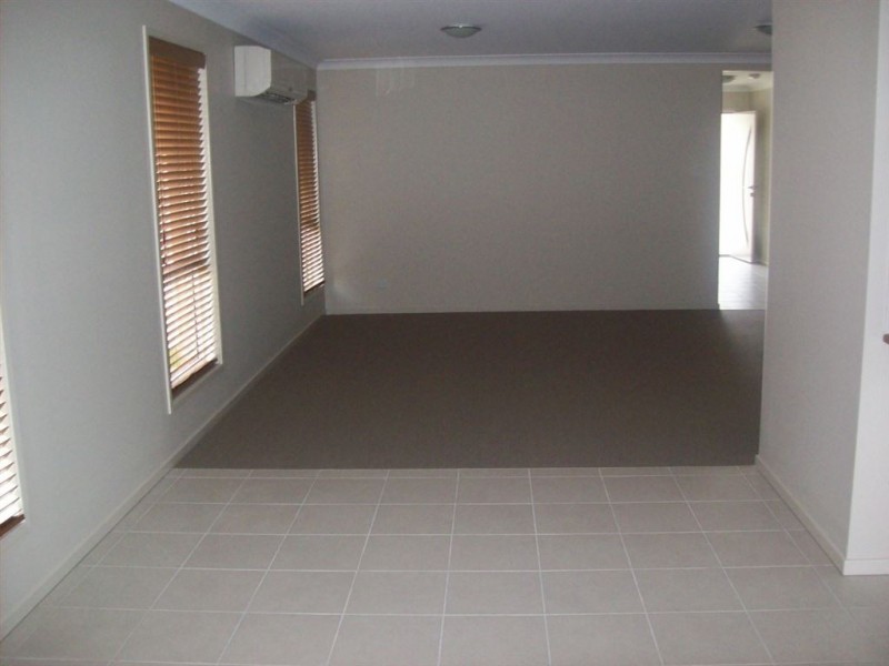 Augustine Heights QLD 4300