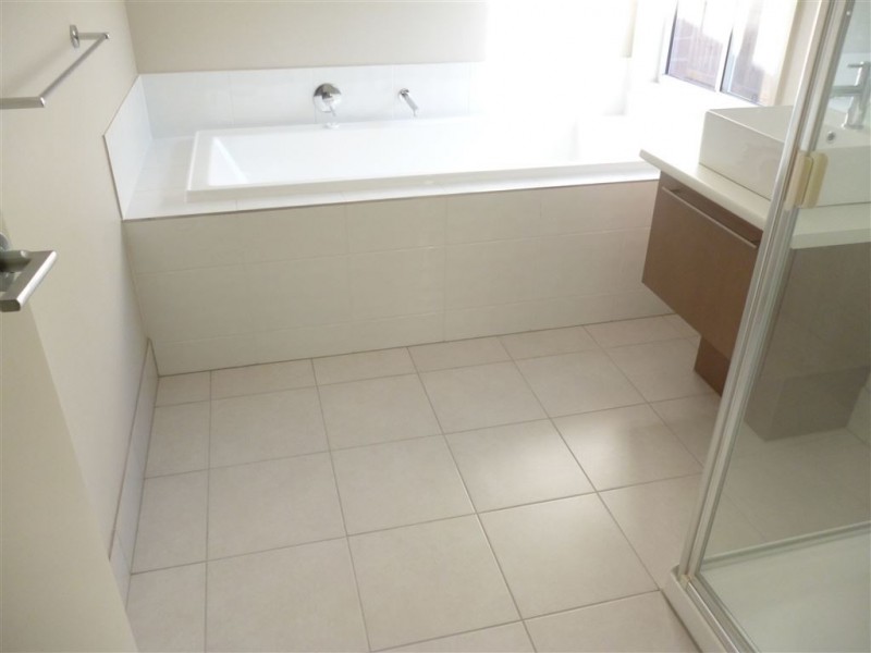 Augustine Heights QLD 4300