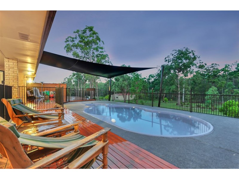 52 Bellbird Drive, Greenbank QLD 4124