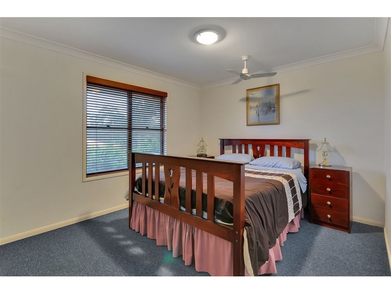 52 Bellbird Drive, Greenbank QLD 4124