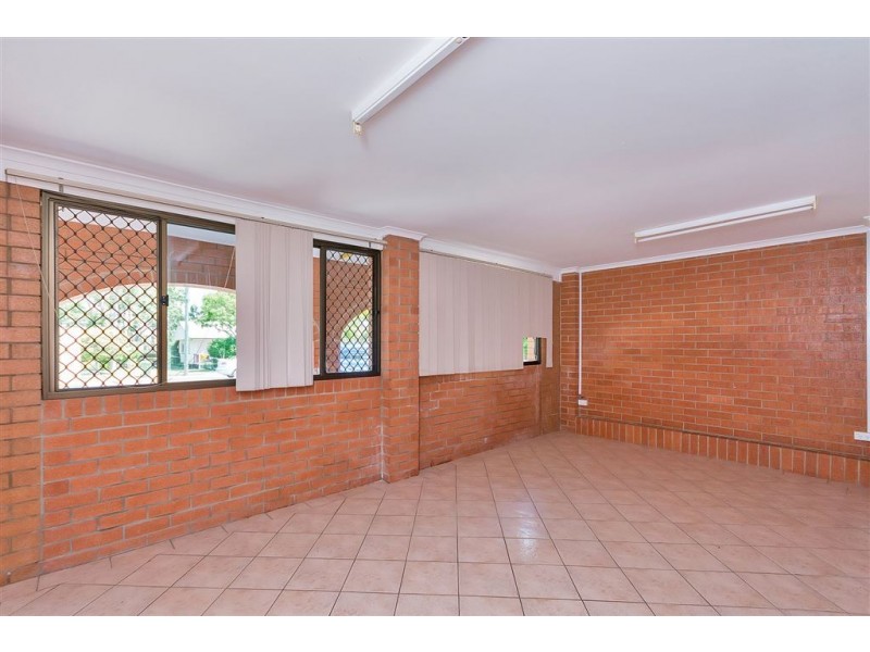 234 Old Logan Road, Camira QLD 4300