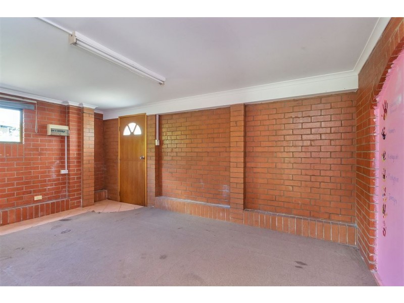 234 Old Logan Road, Camira QLD 4300
