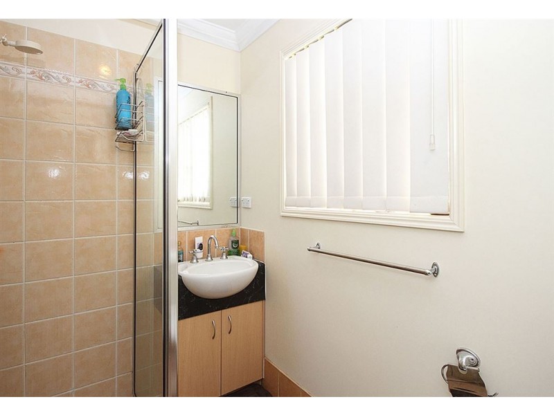 1/22 High Street, Forest Lake QLD 4078